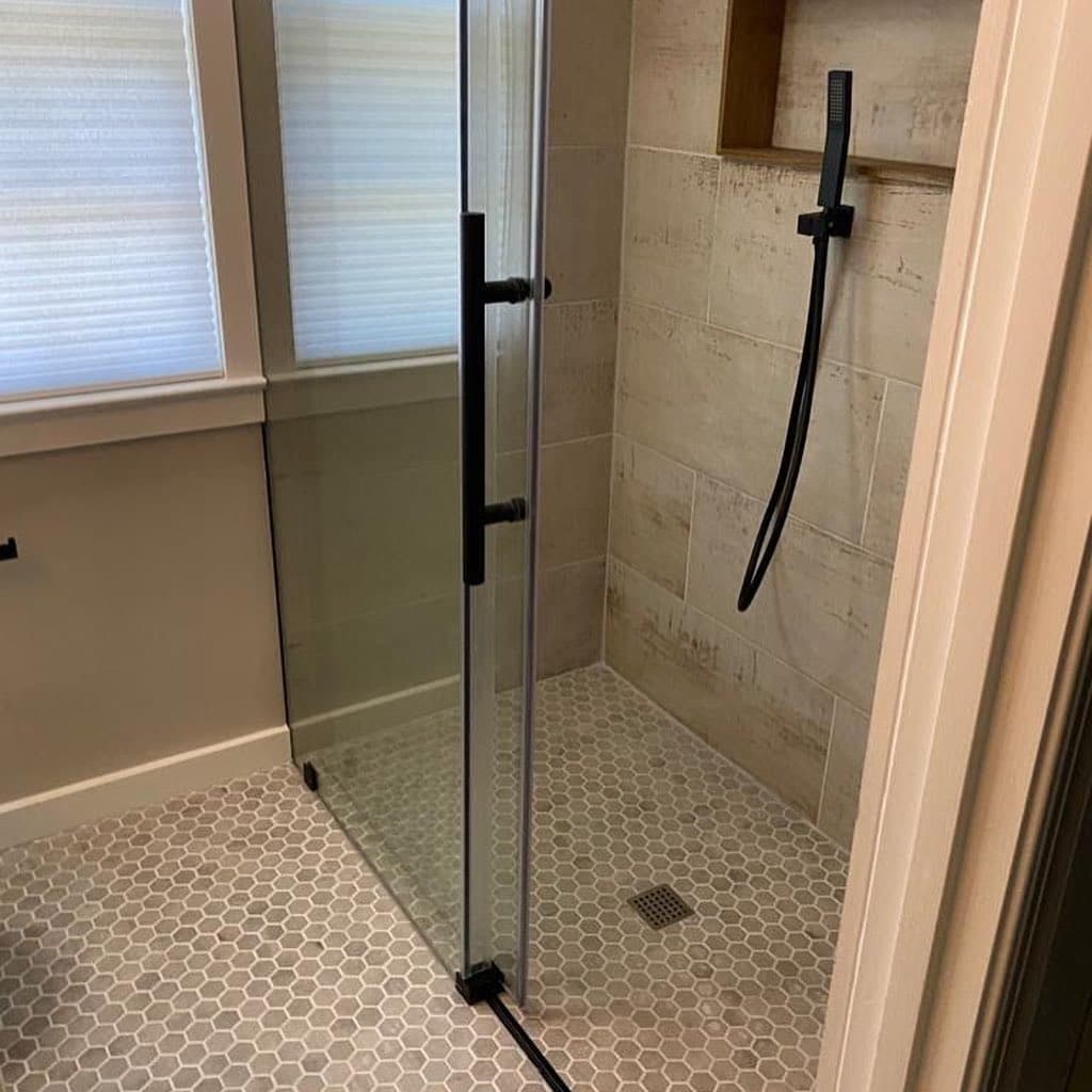 Bathroom renovation in Maryland - Image 18